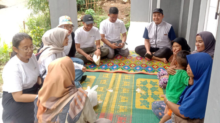 Membentuk Pemimpin Muda Melalui Pelatihan Kepemimpinan Transformasional dan Pengalaman Lapangan