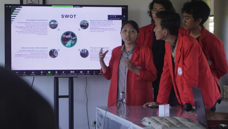 KKN Tematik di Desa Cisarua: Membangun Pembelajaran Bersama di Kampung Ilmu