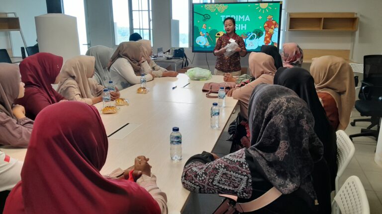 Pengmas Psikologi UI: Menguatkan Bumil, Menggerakkan Lingkungan