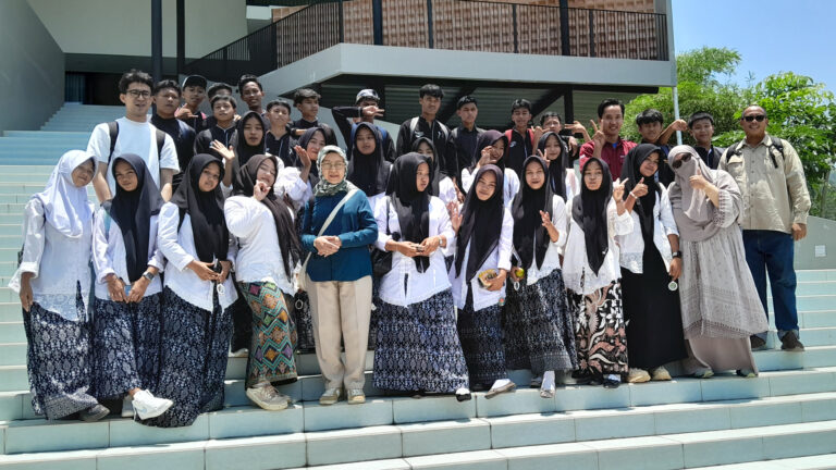 Kampung Ilmu Jadi Ruang Tumbuh: Psikologi untuk Generasi yang Peduli